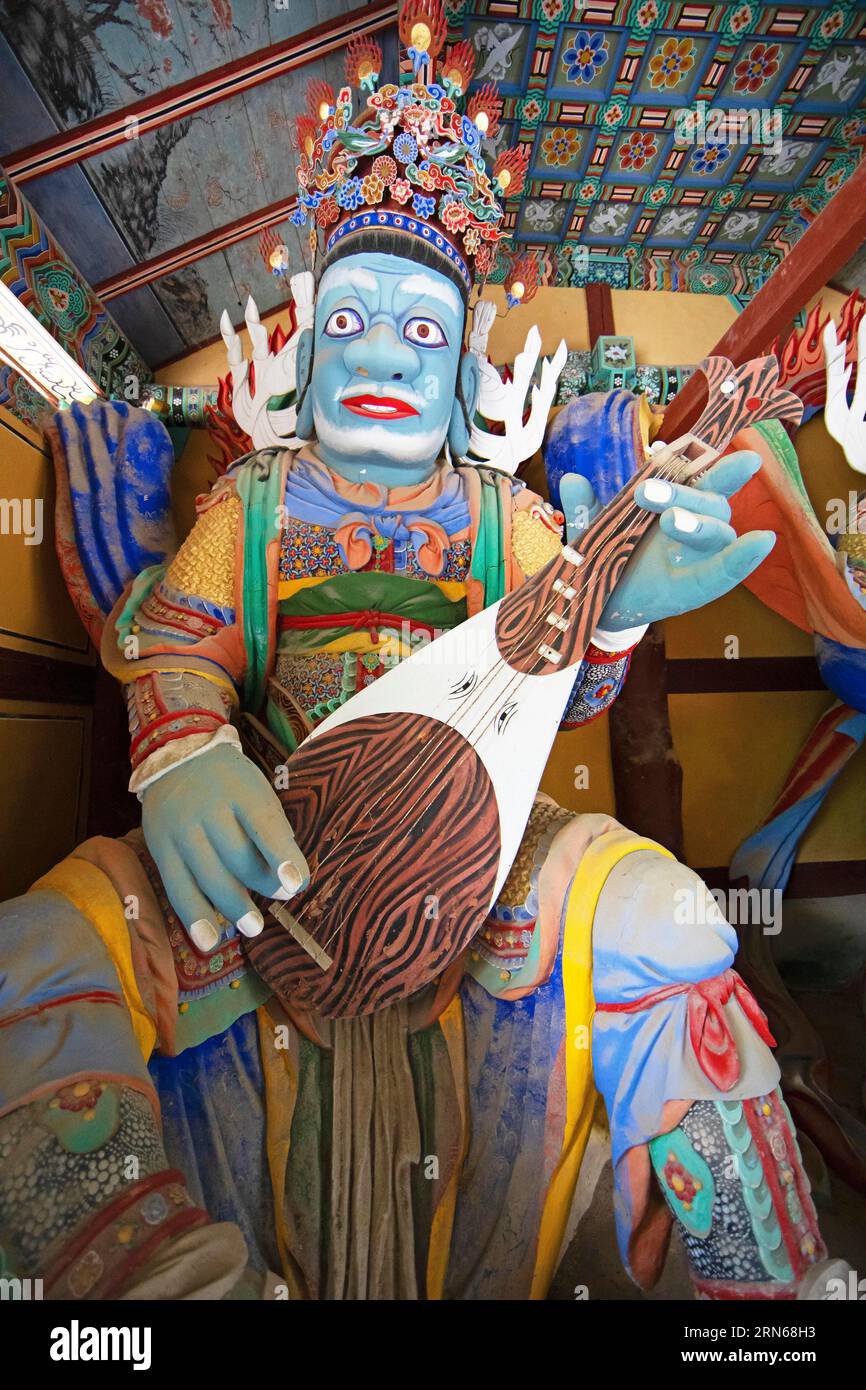 Guardie del Tempio a Baekyangsa o Tempio di Baegyangsa nel Parco Nazionale di Naejangsan, tempio principale dell'ordine Jogye del Buddismo coreano, Bukha-myeon Foto Stock