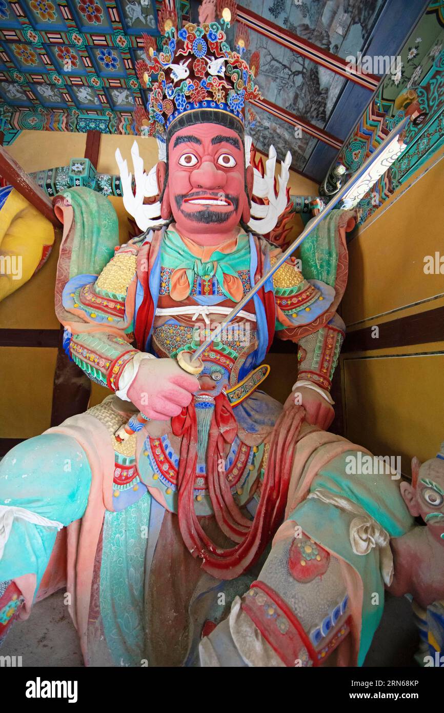 Guardie del Tempio a Baekyangsa o Tempio di Baegyangsa nel Parco Nazionale di Naejangsan, tempio principale dell'ordine Jogye del Buddismo coreano, Bukha-myeon Foto Stock