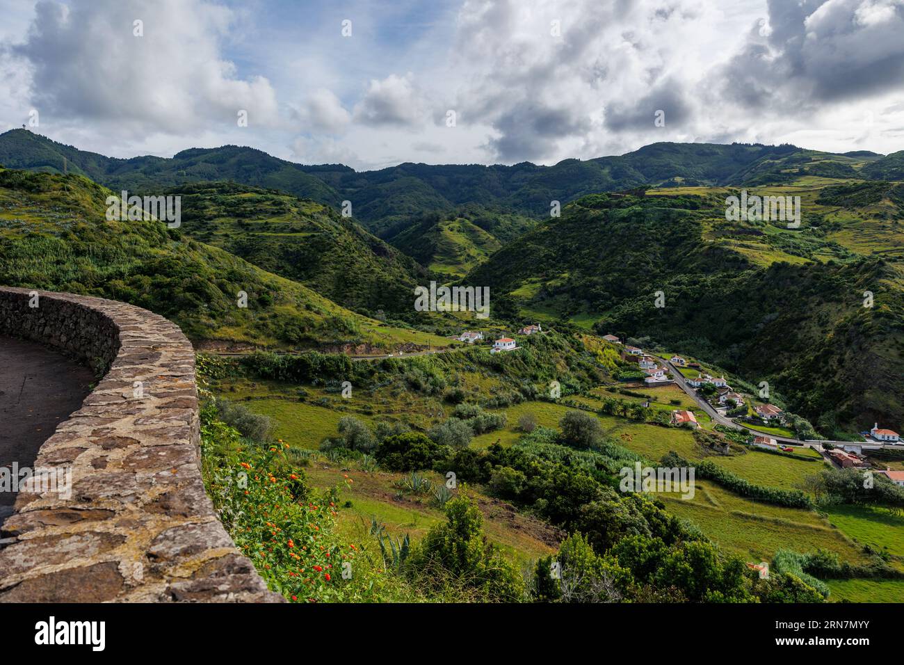 Punto panoramico dell'isola di Santa Maria, viaggia nelle isole Azzorre, Portogallo. Foto Stock
