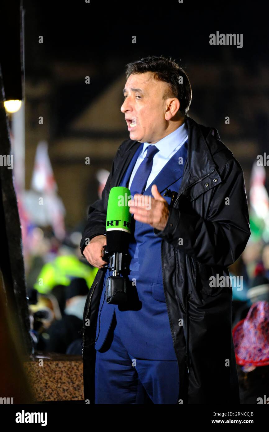 Parliament Square Garden, Londra, Regno Unito. 31 gennaio 2020. Attivisti e sostenitori celebrano l'uscita del Regno Unito dall'Unione europea. Foto Stock