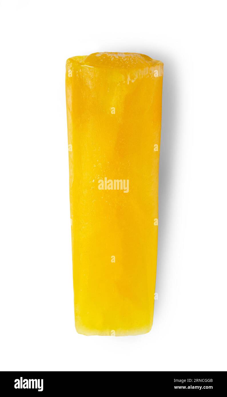 gelato ghiacciato al succo di ananas isolato su sfondo bianco, vista dall'alto Foto Stock