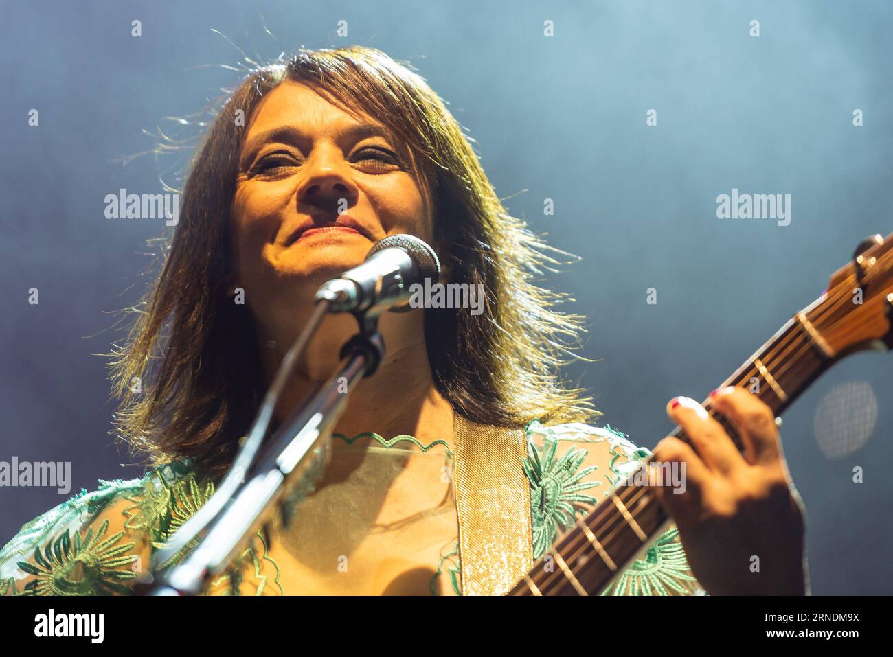 Milano, Italia. 31 agosto 2023. Carmen Consoli si esibisce dal vivo durante Carmen Consoli - Elvis Costello, Concerto musicale a Milano, Italia, agosto 31 2023 crediti: Agenzia fotografica indipendente/Alamy Live News Foto Stock