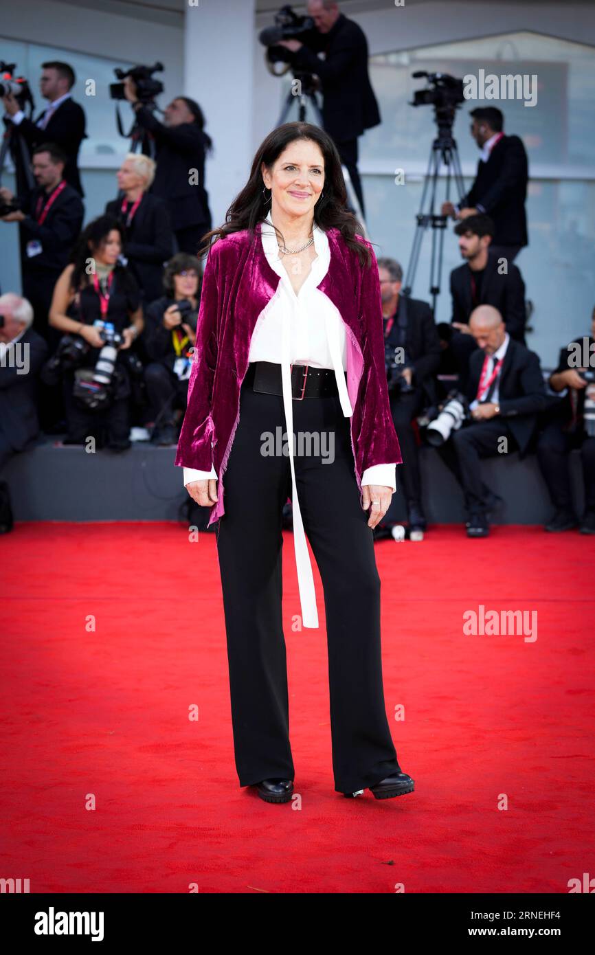 Venezia, Italia. 30 agosto 2023. Laura Poitras partecipa al Red carpet di apertura alla 80 Mostra Internazionale d'Arte cinematografica di Venezia il 30 agosto 2023 a Venezia. (Foto di Daniele Cifala/NurPhoto) credito: NurPhoto SRL/Alamy Live News Foto Stock