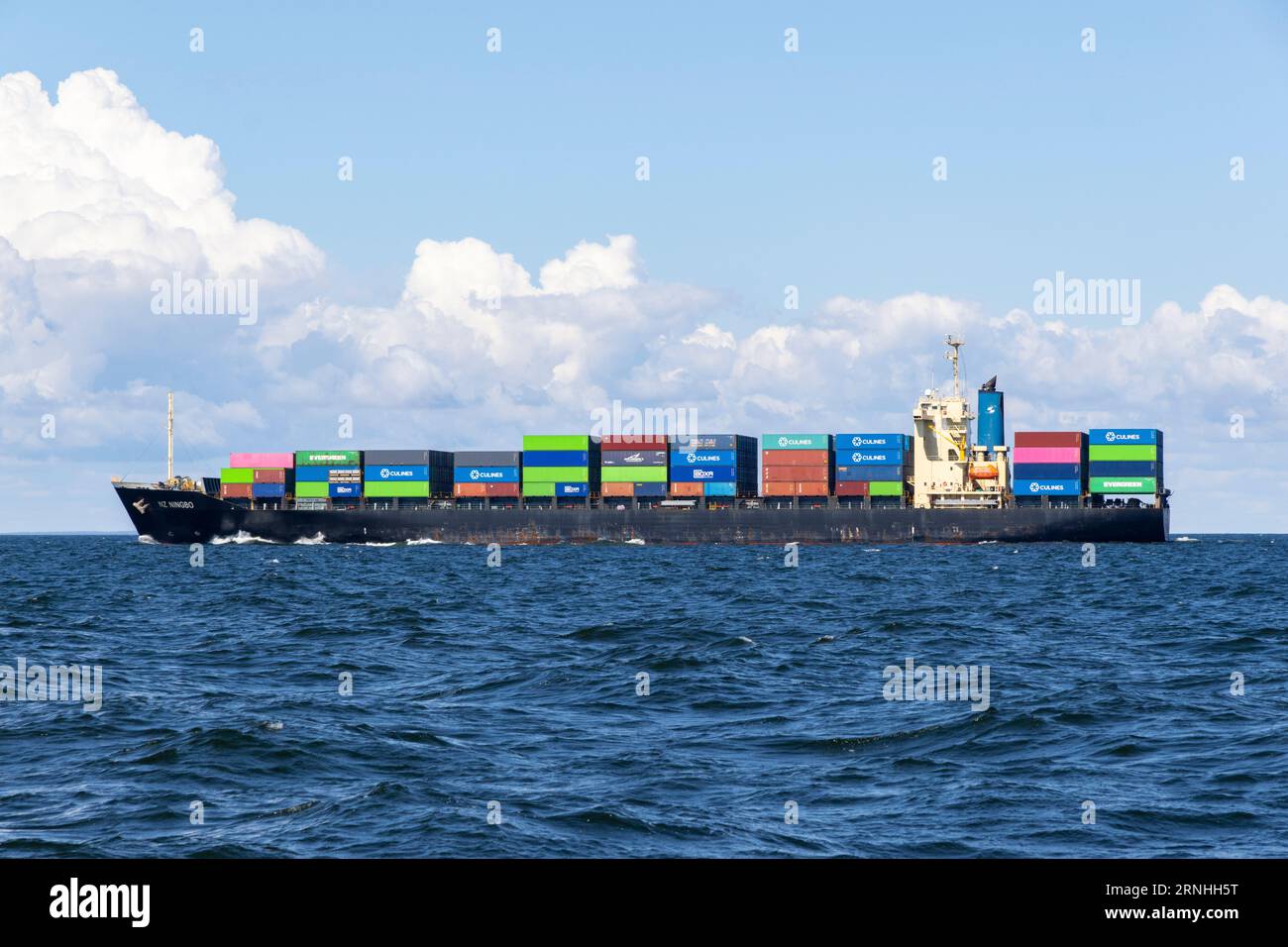 Nave da carico nel Mar Baltico Foto Stock