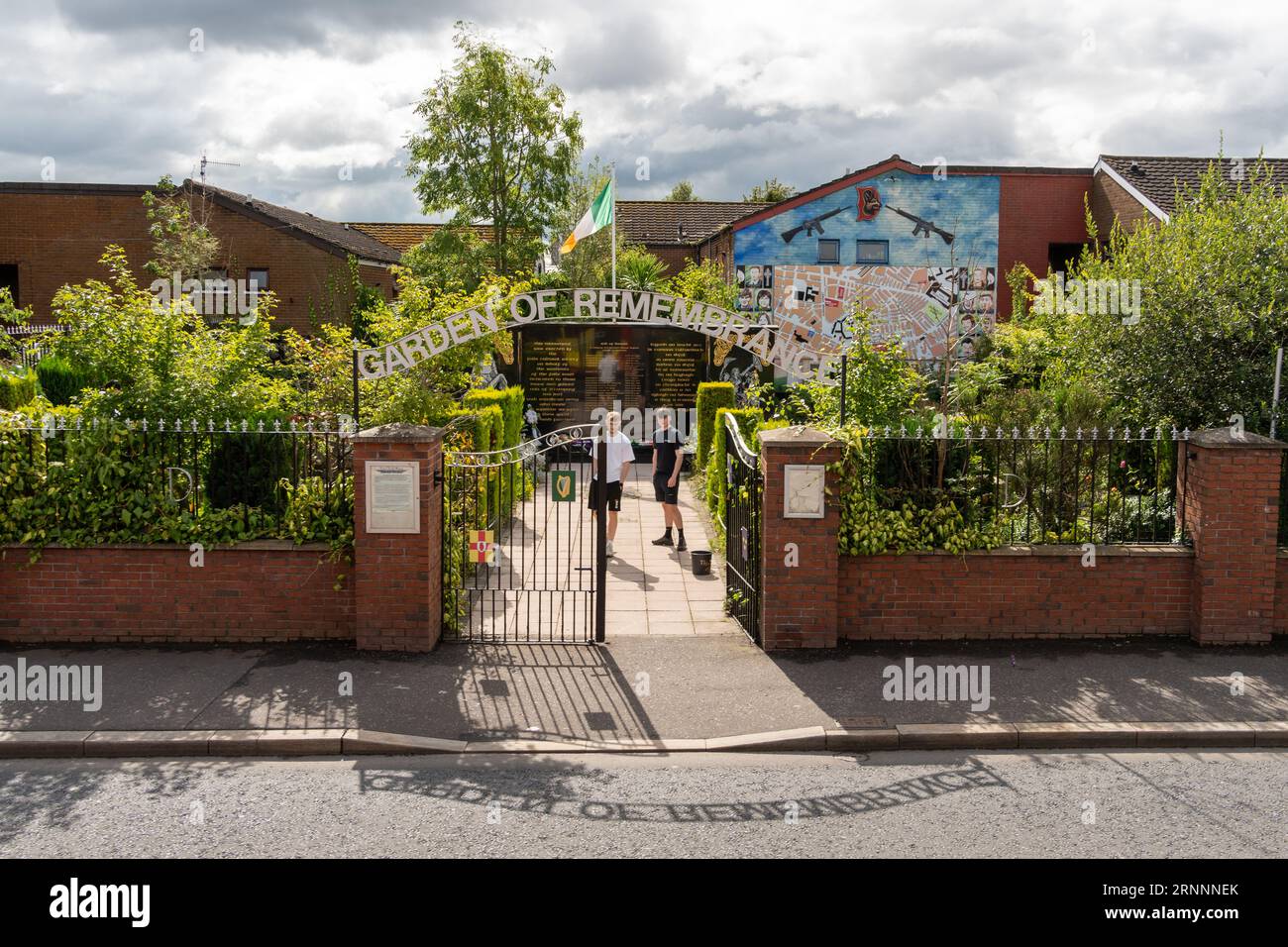 Irish Republican Garden of Remembrance, sulla Falls Road a Belfast, Irlanda del Nord. Foto Stock
