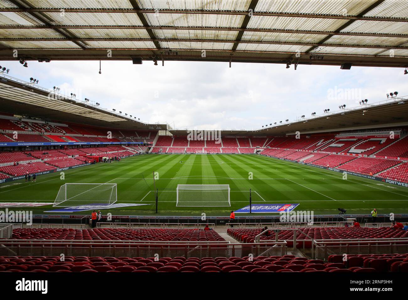 Una vista generale all'interno del Riverside Stadium davanti alla partita del campionato Sky Bet Middlesbrough vs Queens Park Rangers al Riverside Stadium, Middlesbrough, Regno Unito, 2 settembre 2023 (foto di James Heaton/News Images) Foto Stock