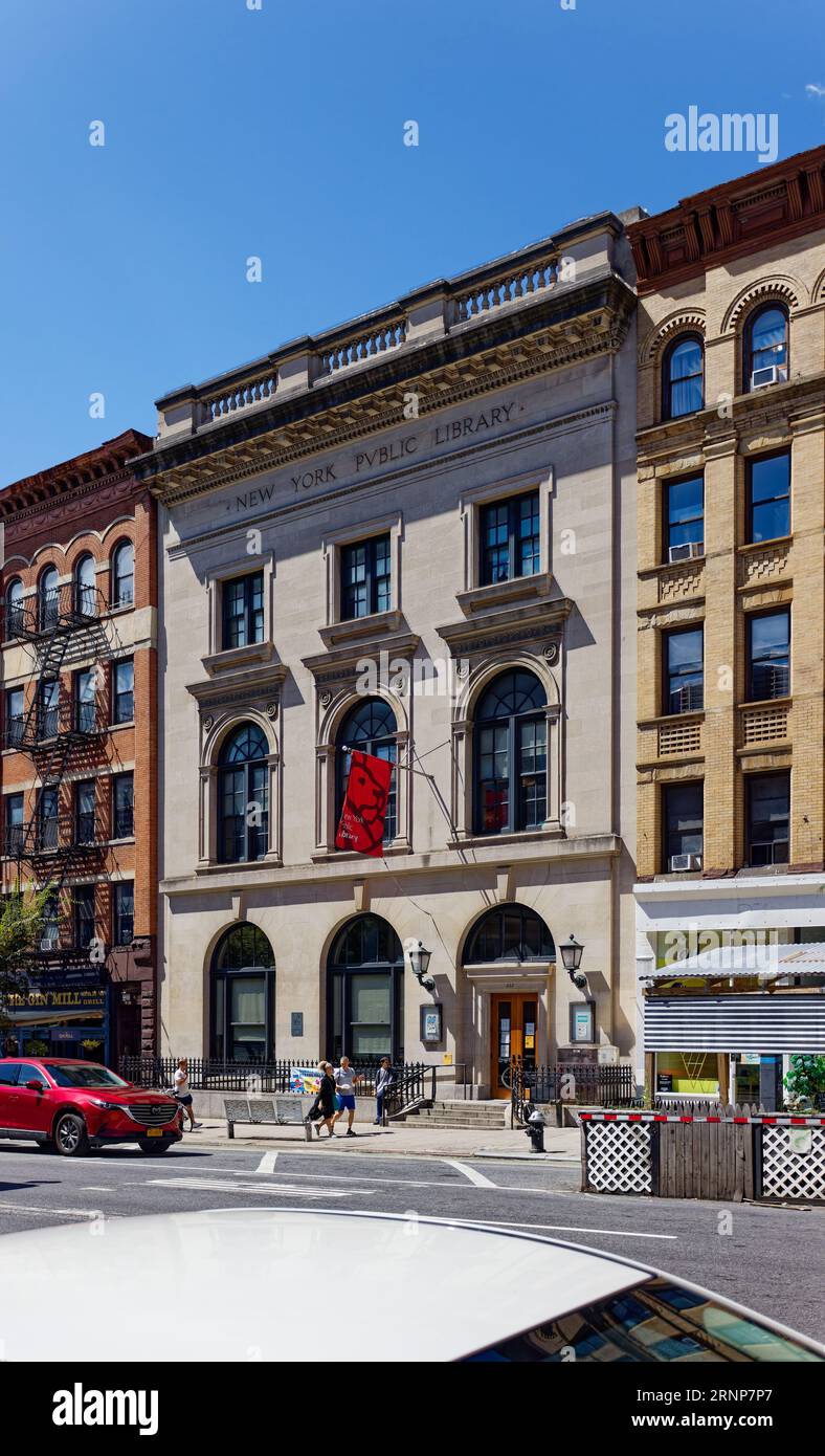 Upper West Side: The St Agnes Branch della New York Public Library, al 444 di Amsterdam Avenue, è un punto di riferimento di New York costruito nel 1906. Foto Stock