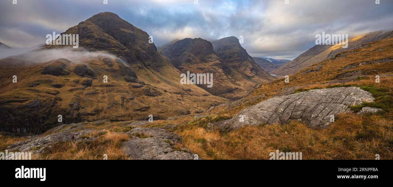 Le tre Sorelle di Glencoe, Glencoe, Highlands, Scozia, Regno Unito Foto Stock