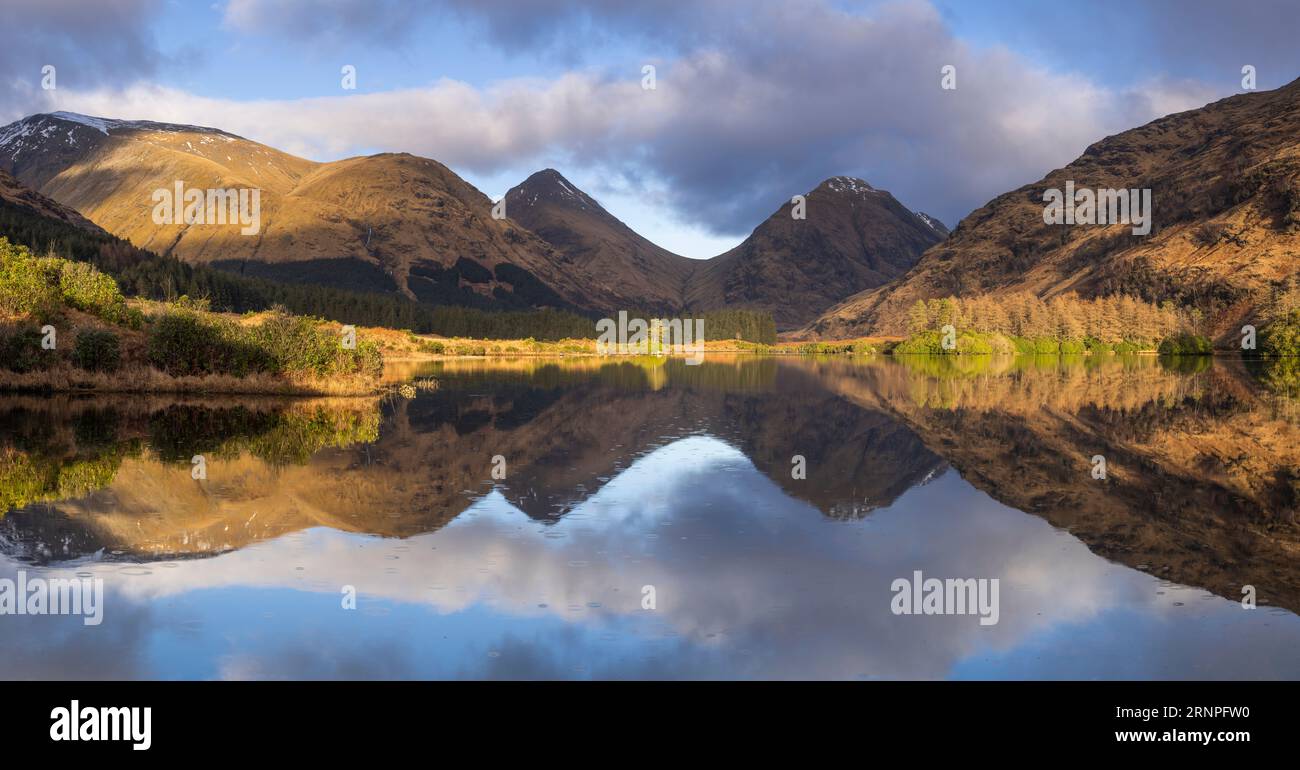Lochan Urr, Glen Etive, Glencoe, Highalnds, Scozia, REGNO UNITO Foto Stock
