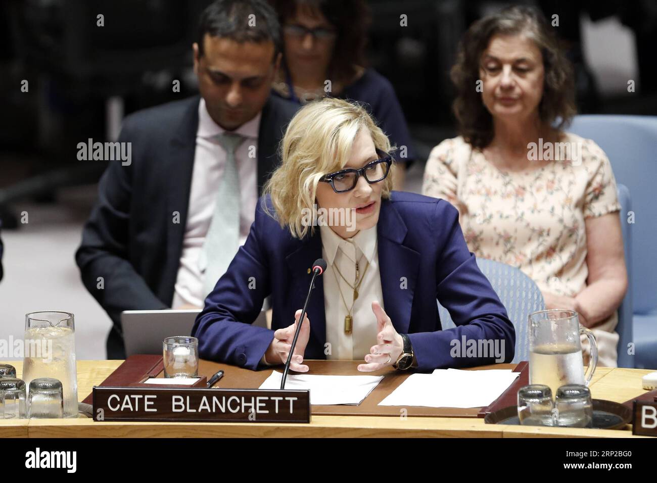 Entertainment Bilder des Tages (180828) -- NAZIONI UNITE, 28 agosto 2018 -- Cate Blanchett (fronte), Ambasciatore di buona volontà dell'Agenzia delle Nazioni Unite per i rifugiati, si rivolge al Consiglio di sicurezza sulla situazione in Myanmar e la crisi dei rifugiati Rohingya, presso la sede delle Nazioni Unite a New York, 28 agosto 2018. Cate Blanchett martedì ha chiesto sforzi per aiutare i rifugiati Rohingya in Bangladesh e per creare le condizioni giuste per il loro ritorno in Myanmar. CONSIGLIO DI SICUREZZA DELLE NAZIONI UNITE-MYANMAR-ROHINGYA CRISIS-CATE BLANCHETT LIXMUZI PUBLICATIONXNOTXINXCHN Foto Stock