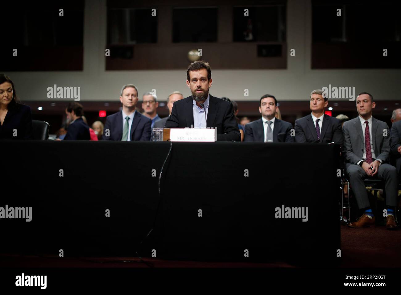 (180906) -- WASHINGTON D.C., 6 settembre 2018 -- il CEO di Twitter Jack Dorsey testimonia davanti al Senate Intelligence Committee on Capitol Hill a Washington D.C., negli Stati Uniti il 5 settembre 2018. ) U.S.-WASHINGTON D.C.-TWITTER-CEO-HEARING TINGXSHEN PUBLICATIONXNOTXINXCHN Foto Stock