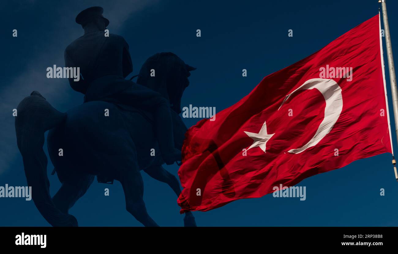 Samsun, Turchia. 15 luglio 2023. Monumento ad Ataturk. Statua d'Onore o Monumento a Atatürk è un monumento situato a Samsun. Dedicato allo sbarco dei mosti Foto Stock