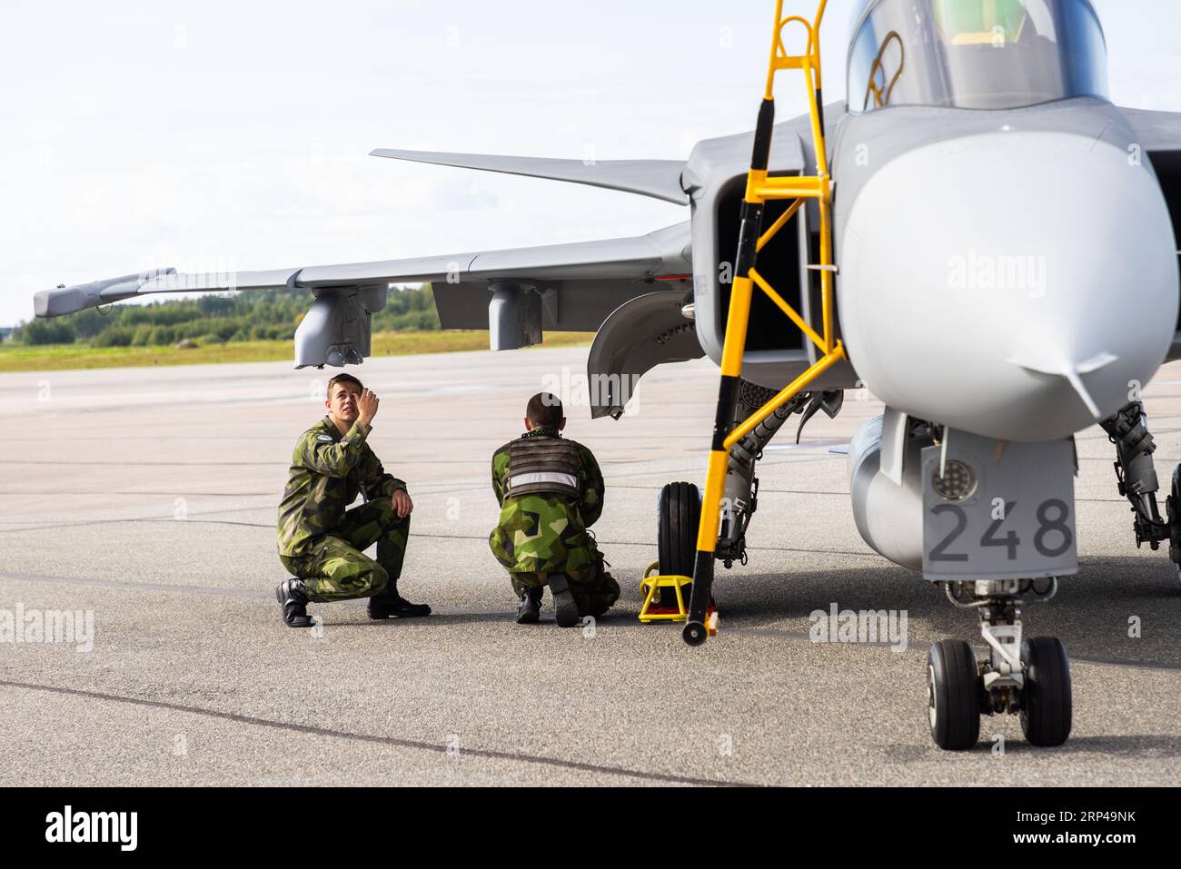 Jas 39 Gripen C, spettacolo aereo, aeroporto di Örebro, Örebro, Svezia. Personale dell'ala Uppland (svedese: Upplands flygflottilj), anche F 16 Uppsala, F 16. Foto Stock