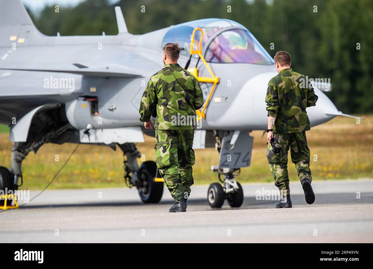 Jas 39 Gripen C, spettacolo aereo, aeroporto di Örebro, Örebro, Svezia. Personale dell'ala Uppland (svedese: Upplands flygflottilj), anche F 16 Uppsala, F 16. Foto Stock