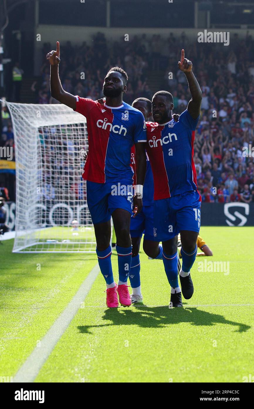 LONDRA, Regno Unito - 3 settembre 2023: Odsonne Edouard del Crystal Palace celebra il gol di apertura con i compagni di squadra durante la partita di Premier League tra Crystal Palace F.C. e Wolverhampton Wanderers F.C. al Selhurst Park (Credit: Craig Mercer/ Alamy Live News) Foto Stock