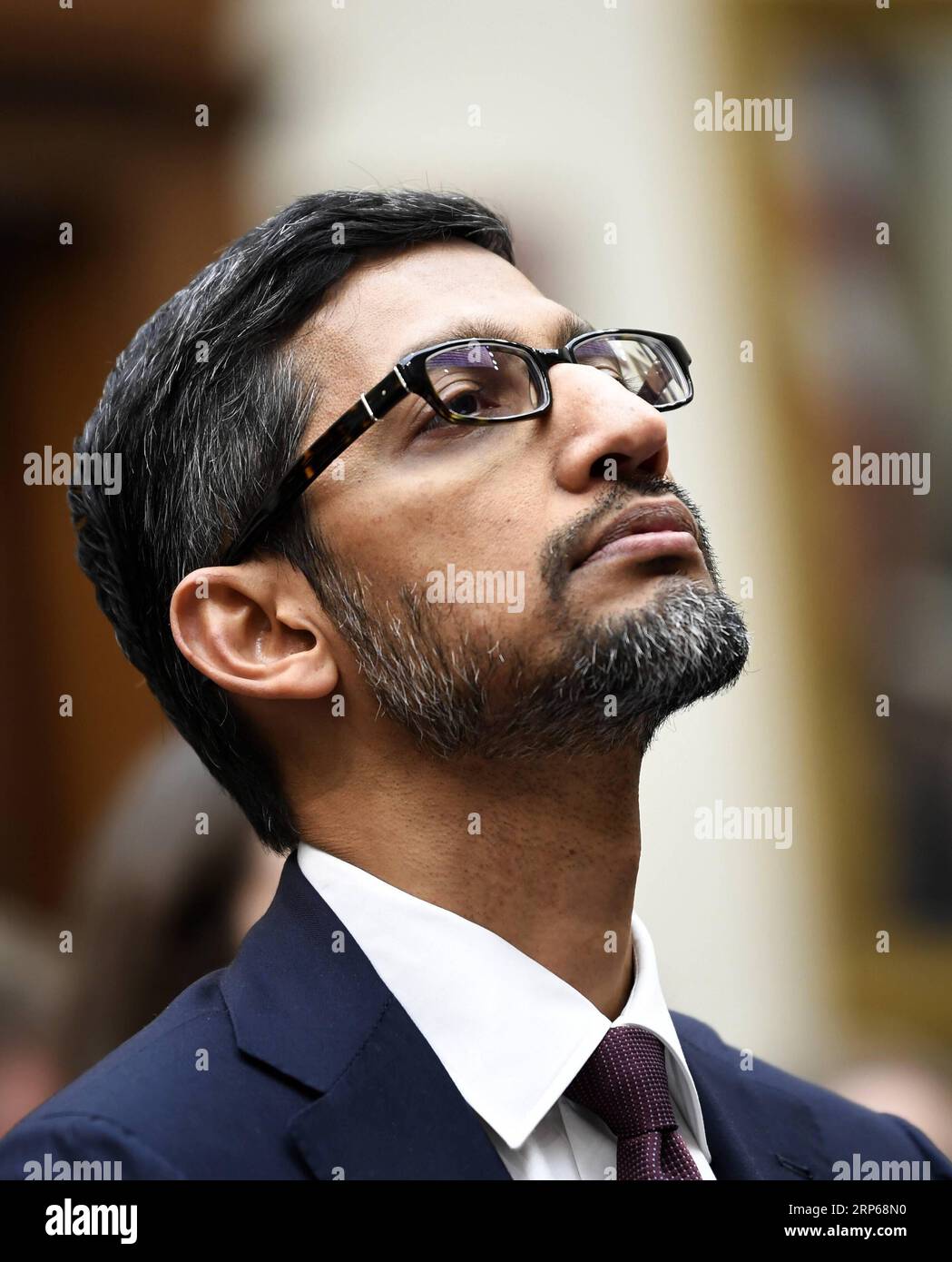 (190106) -- PECHINO, 6 gennaio 2019 (Xinhua) -- Portraits of Dec. 2018 il CEO di Google Sundar?Pichai?testimonia davanti al Comitato giudiziario della camera dei rappresentanti degli Stati Uniti durante un'audizione trasparenza e responsabilità: Examining Google and ITS Data Collection, Use and Filtering Practices on Capitol Hill a Washington D.C., negli Stati Uniti, l'11 dicembre 2018. (Xinhua/Liu Jie) ritratti del 2018 dicembre PUBLICATIONxNOTxINxCHN Foto Stock