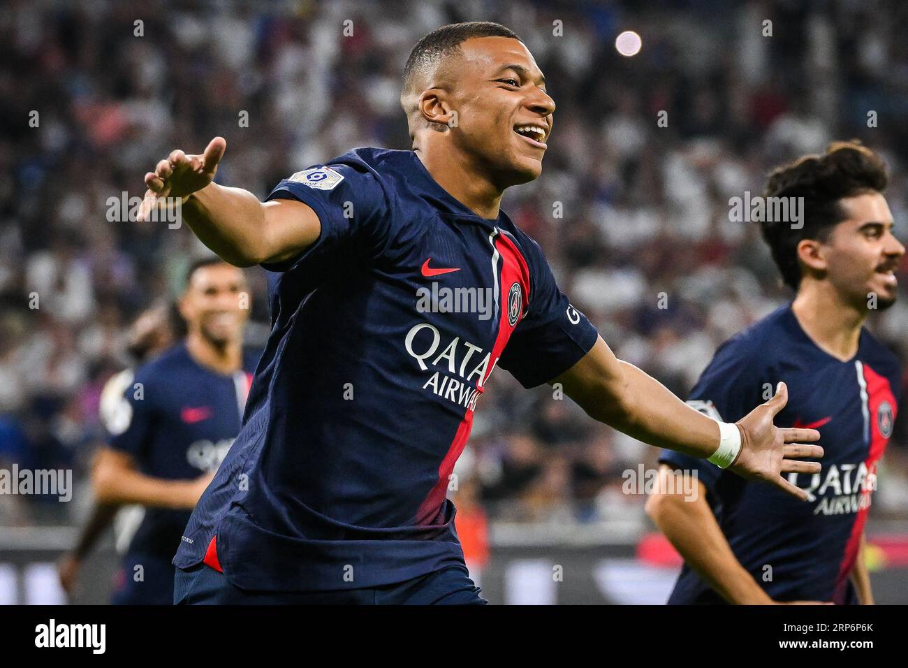 Lione, Francia. 3 settembre 2023. Kylian Mbappe del PSG festeggia dopo aver segnato il gol di apertura durante la partita di Ligue 1 Uber Eats tra Olympique Lyonnais e Paris Saint-Germain giocata al Groupama Stadium il 3 settembre a Lione, in Francia. (Foto di Matthieu Mirville/PRESSINPHOTO) crediti: PRESSINPHOTO SPORTS AGENCY/Alamy Live News Foto Stock