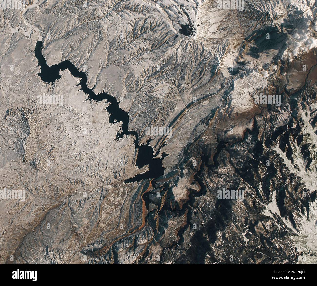 Aerial of Flaming Gorge Reservoir; National Recreation area al confine tra Wyoming e Utah Foto Stock
