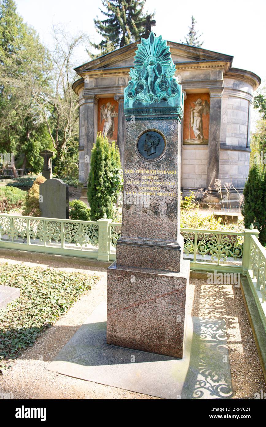 Tomba onoraria dell'architetto Karl Friedrich Schinkel, cimitero Dorotheenstaedtischer, Mitte, Berlino, Berlino, Germania Foto Stock