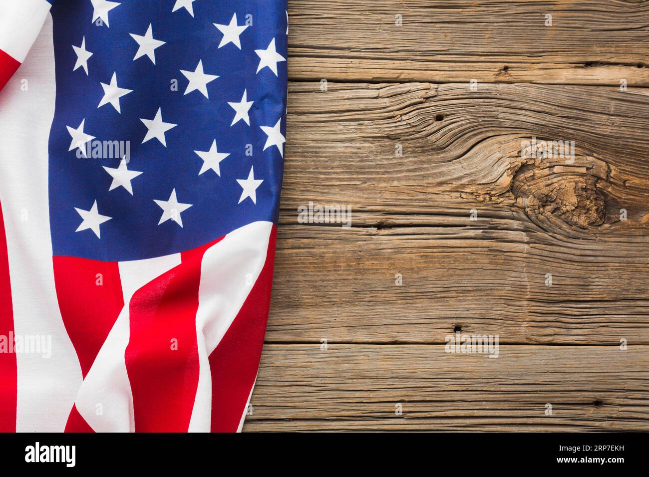 Vista dall'alto in legno con bandiera americana e foto ad alta risoluzione Foto Stock