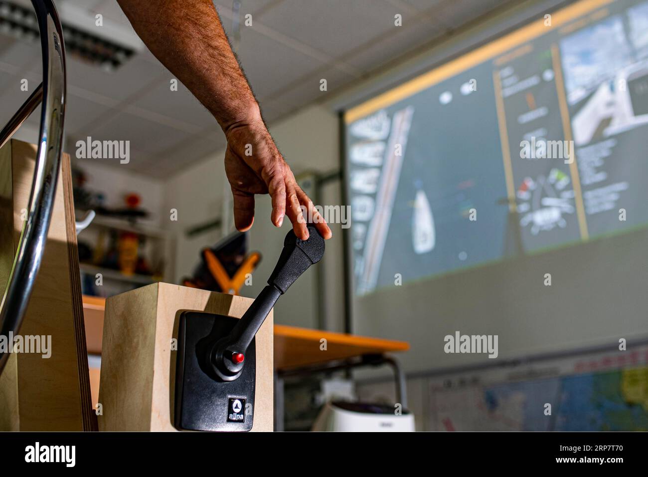 Apprendimento virtuale delle situazioni pratiche a Sailing Island a Moenchengladbach con Alexander Worms. Foto: Philipp Hympendahl, Shipping, Sailing Foto Stock