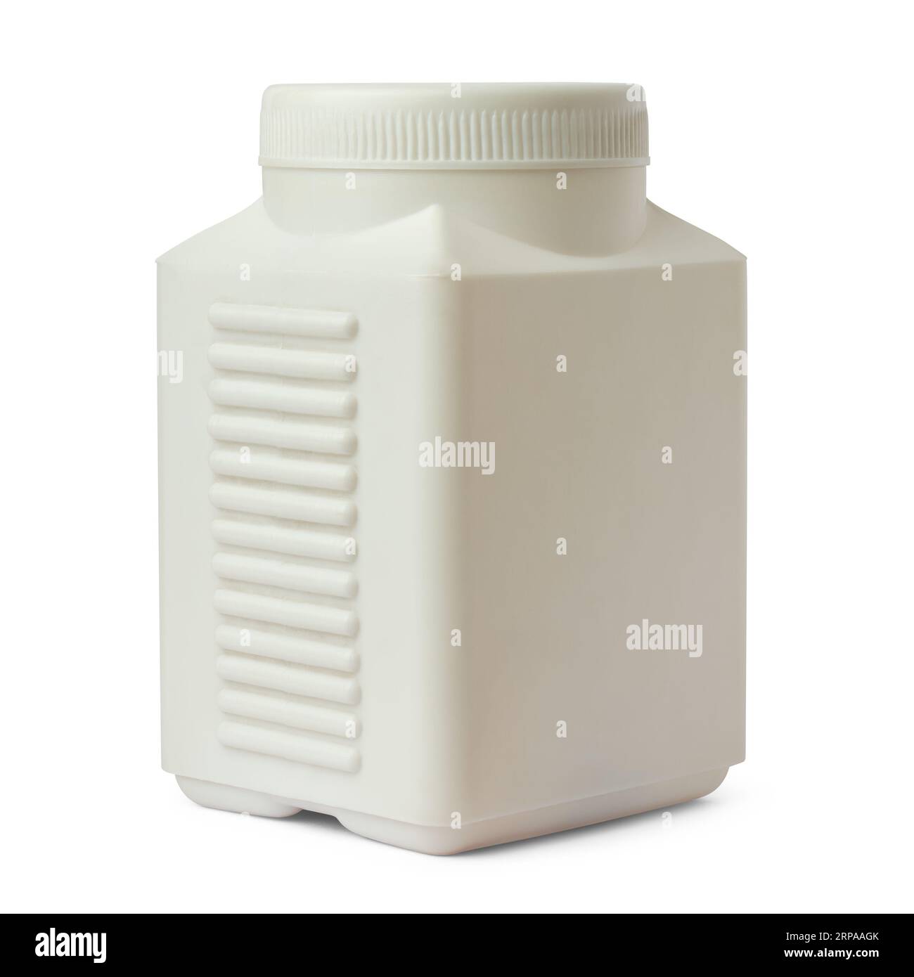 bottiglia quadrata bianca in plastica con tappo isolato su sfondo bianco, vista laterale dello stoccaggio vuoto, modello di contenitore per la progettazione grafica Foto Stock