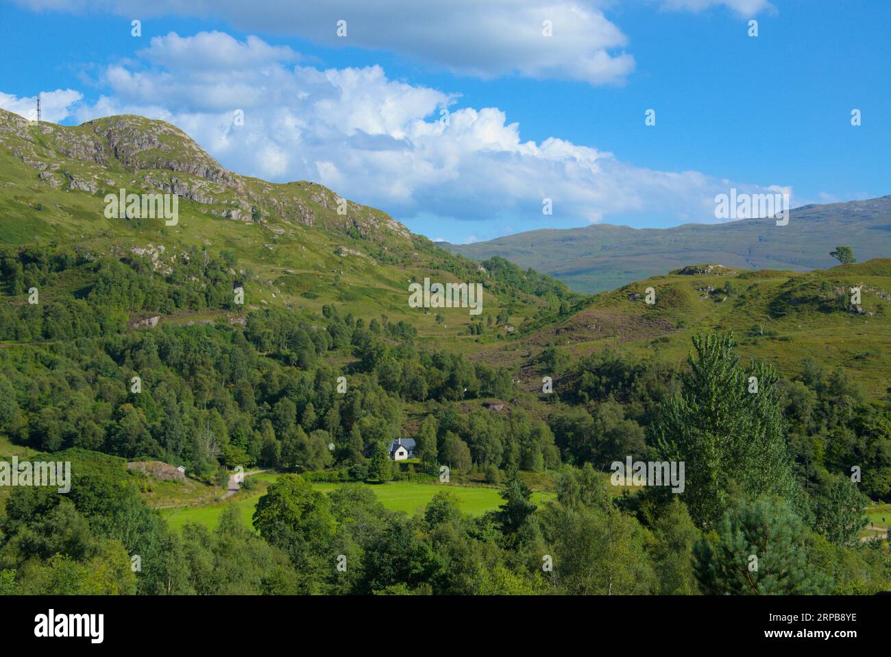 Il viadotto di Glenfinnan reso famoso dal franchise cinematografico di harry potter Foto Stock