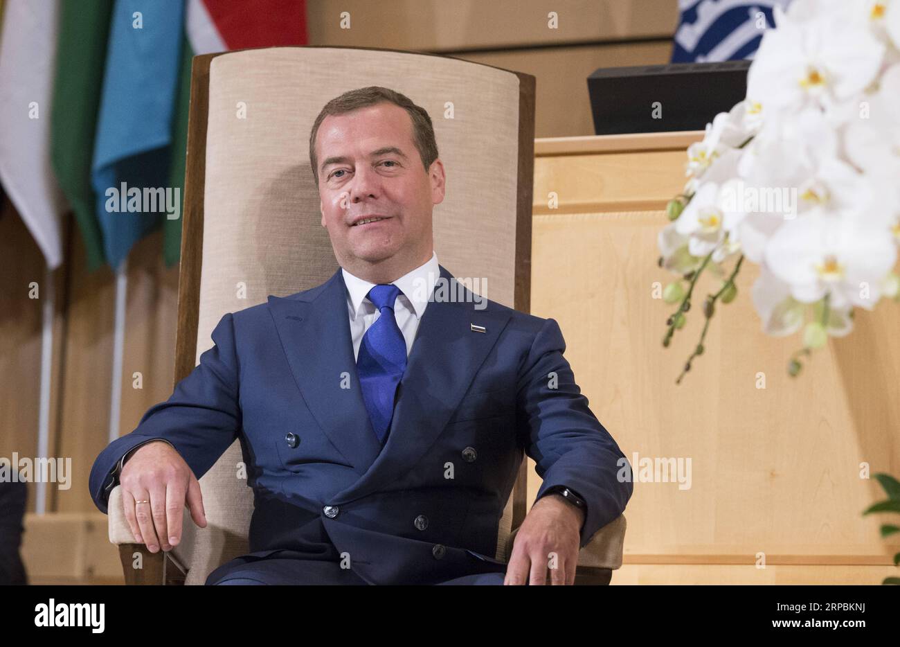 (190611) -- GINEVRA, 11 giugno 2019 (Xinhua) -- il primo ministro russo Dmitry Medvedev partecipa alla Conferenza annuale del lavoro dell'Organizzazione internazionale del lavoro (OIL) a Ginevra, in Svizzera, 11 giugno 2019. Medvedev ha condannato martedì sanzioni illegittime, protezionismo e guerre commerciali, mentre si è rivolto alla Conferenza internazionale del lavoro annuale dell'OIL, che si svolge dal 10 al 21 giugno, in occasione del 100° anniversario dell'organizzazione a Ginevra. (Xinhua/Xu Jinquan) SVIZZERA-GINEVRA-ILO-CENTENARIO SESSIONE-MEDVEDEV PUBLICATIONxNOTxINxCHN Foto Stock