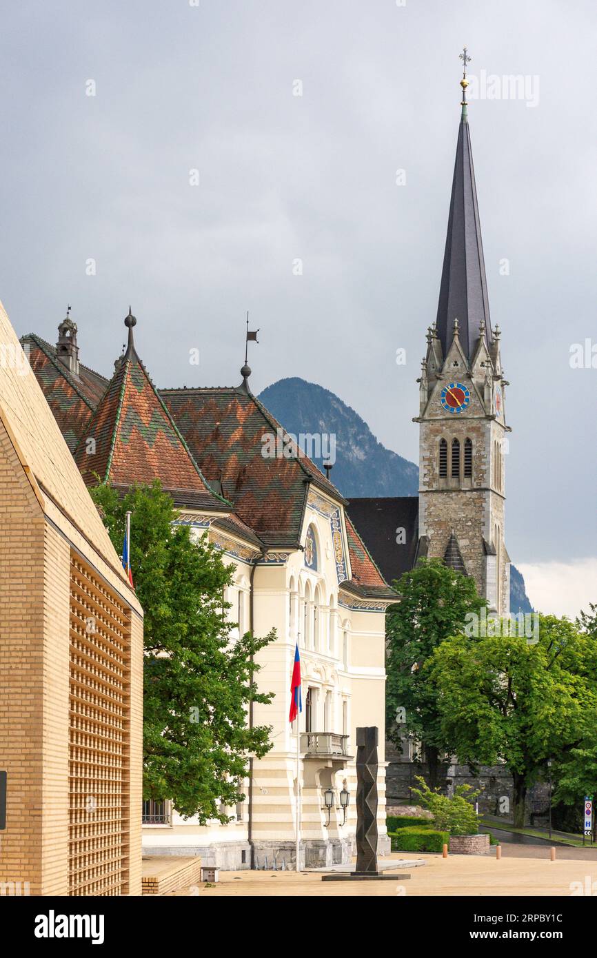 Kathedrale St Florin (Cattedrale di San Fiorino) da Städtle, Vaduz, Principato del Liechtenstein Foto Stock