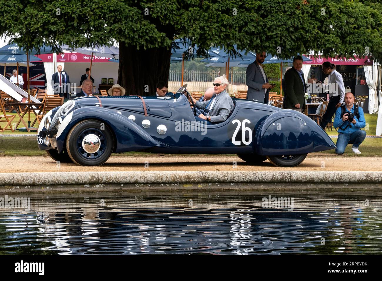 1937 Peugeot 302 DS Darll'mat al Concours of Elegance all'Hampton Court Palace Londra Regno Unito 2023 Foto Stock