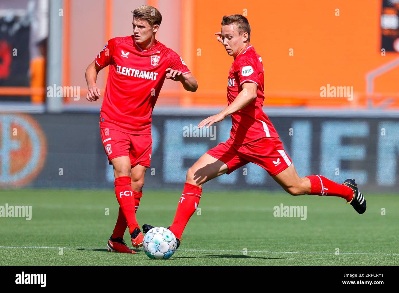 VOLENDAM, PAESI BASSI - 3 SETTEMBRE: Mathias Kjolo (FC Twente) durante la partita Eredivisie tra FC Volendam e FC Utrecht al Kras Stadium il prossimo settembre Foto Stock
