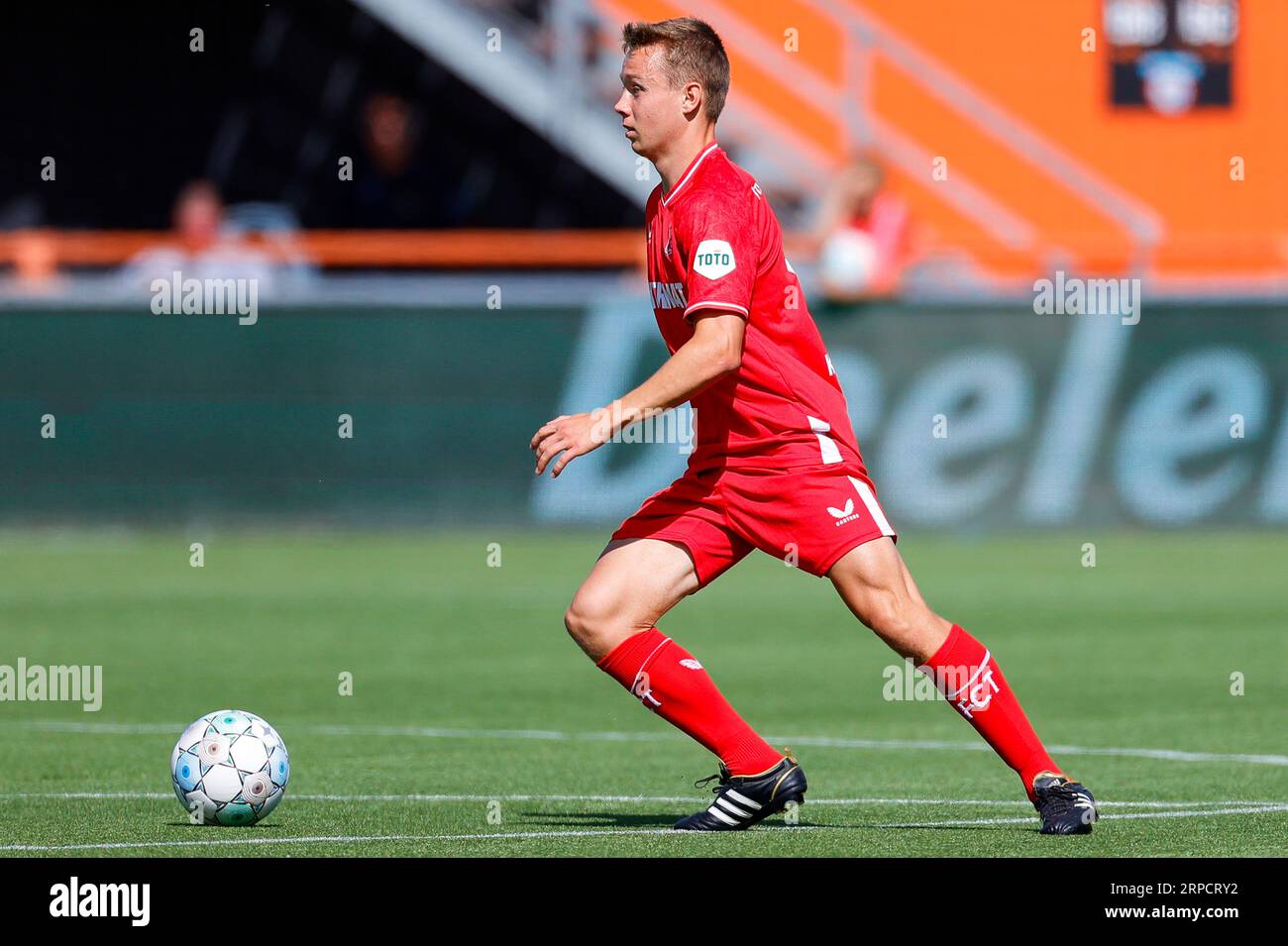 VOLENDAM, PAESI BASSI - 3 SETTEMBRE: Mathias Kjolo (FC Twente) durante la partita Eredivisie tra FC Volendam e FC Utrecht al Kras Stadium il prossimo settembre Foto Stock