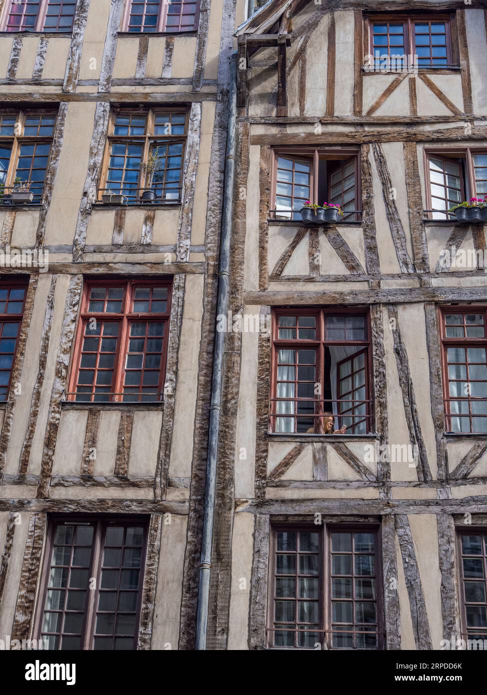 Maison du Faucheur e Maison du Mouton, due degli edifici più antichi di Parigi, Rue Francois Miron, Parigi, Francia, Europa, UE. Foto Stock