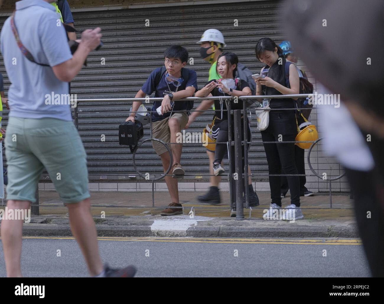 (190830) -- HONG KONG, 30 agosto 2019 (Xinhua) -- Joshua Wong chi-fung (1st L, Back) partecipa a una protesta a Hong Kong, Cina meridionale, 28 luglio 2019. Tre leader dei gruppi politici che sostengono l'indipendenza di Hong Kong, Joshua Wong chi-fung, Agnes Chow Ting e Andy Chan ho-Tin, sono stati arrestati, la polizia di Hong Kong ha confermato venerdì. (XINHUA) CINA-HONG KONG-POLIZIA-GRUPPI DI DETENZIONE LEADER (CN) PUBLICATIONXNOTXINXCHN Foto Stock