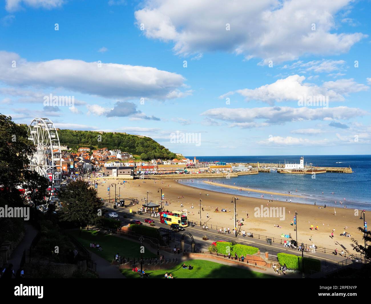 South Bay in estate a Scarborough North Yorkshire, Inghilterra Foto Stock