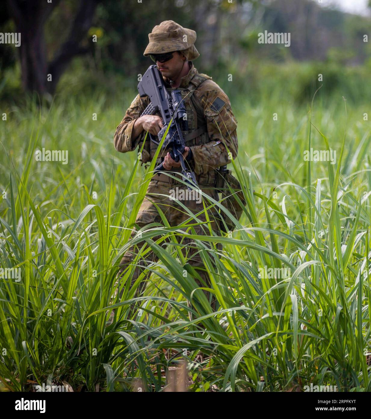 Dodiklatpur, Indonesia. 3 settembre 2023. Un soldato australiano partecipa all'esercitazione multilaterale Super Garuda Shield presso Dodiklatpur Rindam V Training area, 3 settembre 2023, a Dodiklatpur, Giava orientale, Indonesia. Crediti: SPC. Maria Garcia/US Army/Alamy Live News Foto Stock