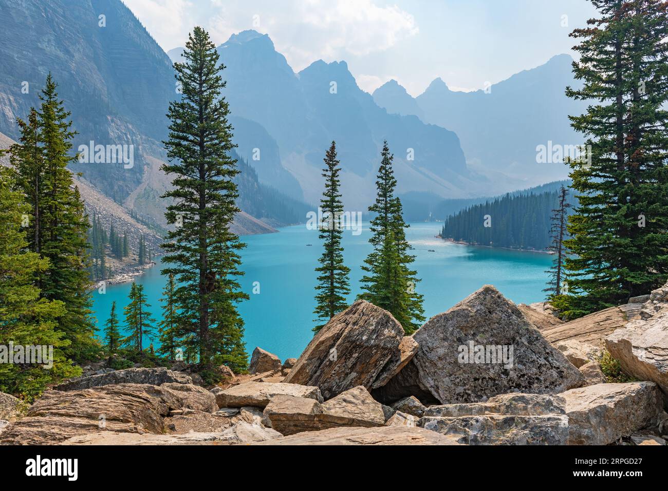 Lago Moraine, parco nazionale di Banff, Alberta, Canada. Foto Stock