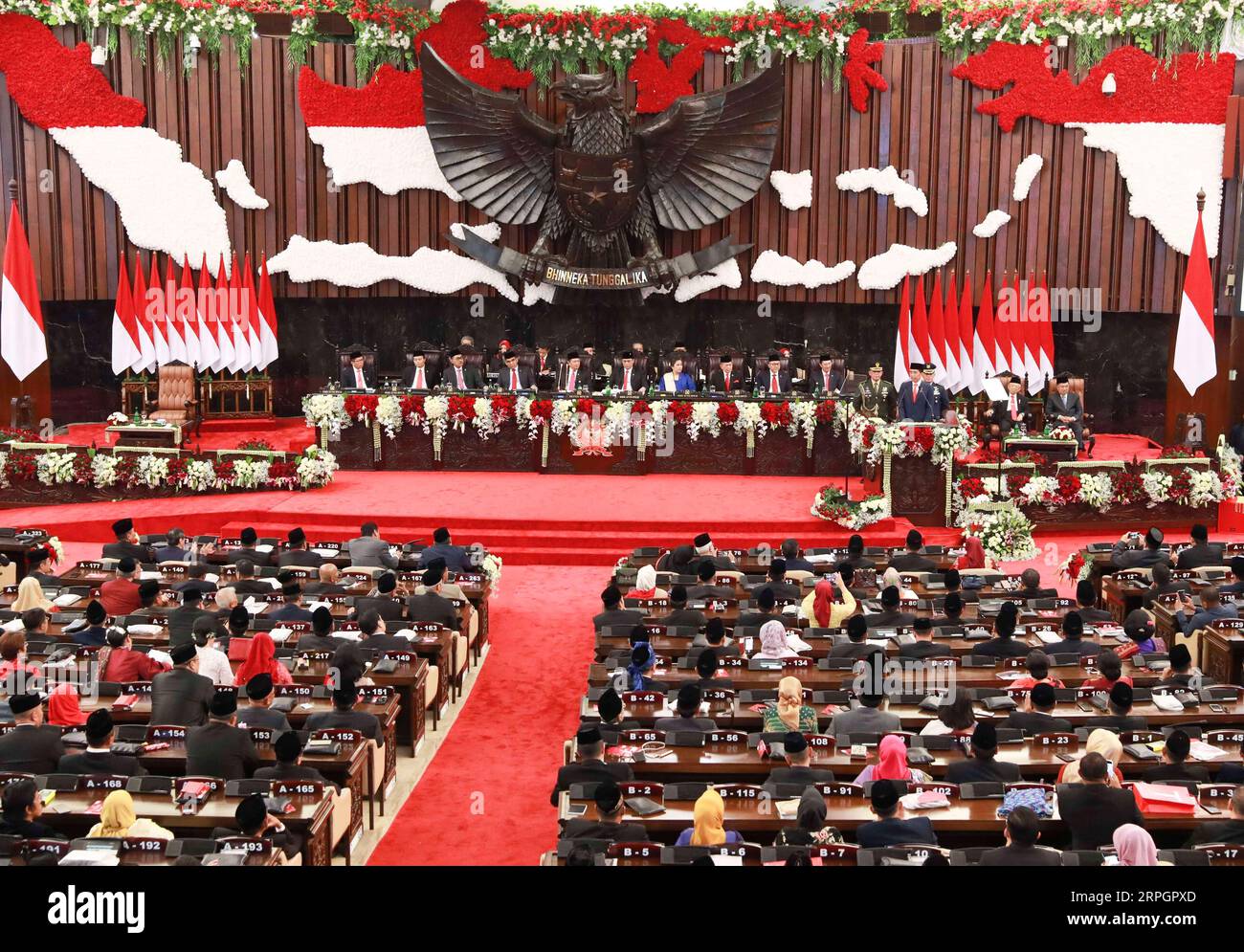 191020 -- GIACARTA, 20 ottobre 2019 -- la cerimonia di inaugurazione del presidente indonesiano Joko Widodo si tiene a Giacarta, Indonesia, 20 ottobre 2019. INDONESIA-GIACARTA-CERIMONIA DI INAUGURAZIONE DEL PRESIDENTE PangxXinglei PUBLICATIONxNOTxINxCHN Foto Stock