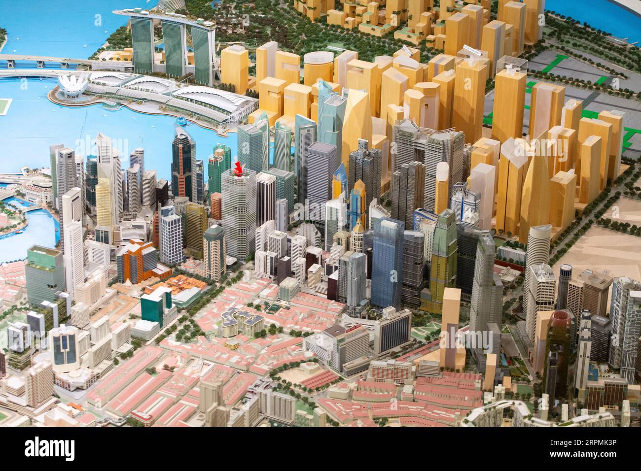 Tabella dei modelli di sabbia 3D dell'infrastruttura urbanistica di Singapore in dettaglio. Foto Stock