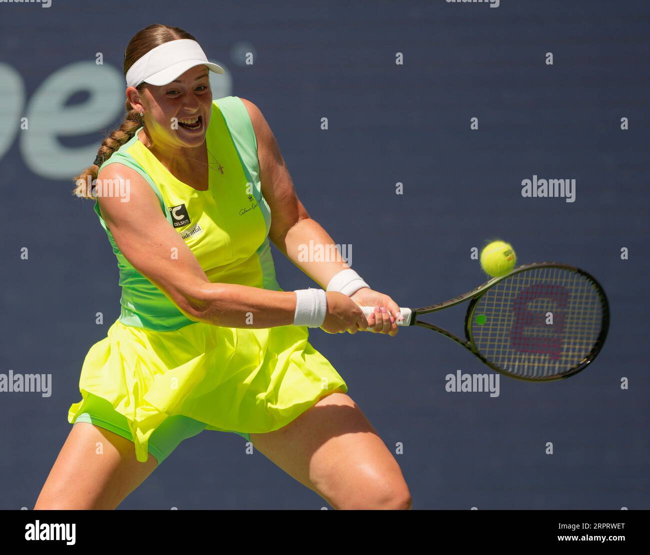 5 settembre 2023: Jelena Ostapenko (LAT) perde contro CoCo Gauff (USA), 6-0 6-2 agli US Open, giocando al Billie Jean King National Tennis Center di Flushing, Queens, NY, {USA} © Grace Schultz/Cal Sport Media Foto Stock