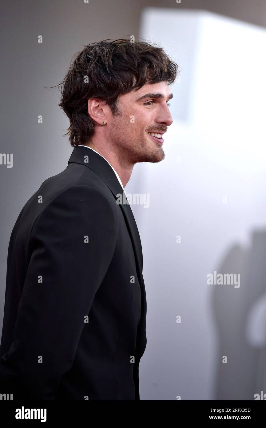 Venezia, Italia. 4 settembre 2023. Jacob Elordi partecipa a un Red carpet per il film "Priscilla" alla 80° Mostra Internazionale d'Arte cinematografica di Venezia lunedì 4 settembre 2023. Foto di Rocco Spaziani/UPI Credit: UPI/Alamy Live News Foto Stock
