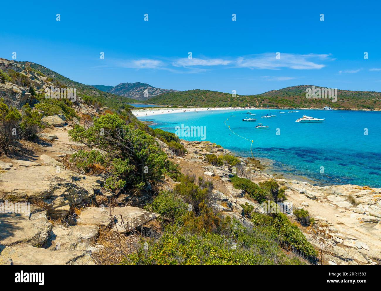 Corsica (Francia) - la Corsica è un'isola turistica francese nel Mar Mediterraneo, con bellissime spiagge. Qui Sentier du littoral Saint-Florent, Plage de Lotu Foto Stock