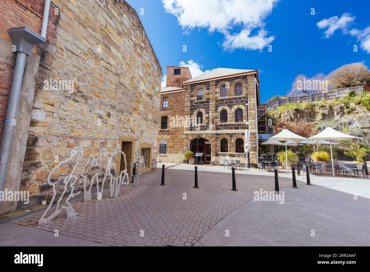 HOBART AUSTRALIA, 13 SETTEMBRE 2022: Salamanca Square nel centro di Hobart in una fredda mattinata primaverile in Tasmania, Australia Foto Stock