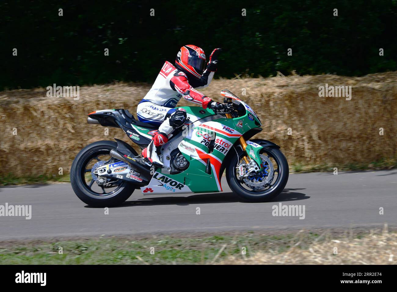 Randy Mamola, Honda RCV213V-S, MotoGP Celebration, con alcune delle moto e dei piloti più famosi dal 1947 fino a quelli in uso attuale da questa h Foto Stock
