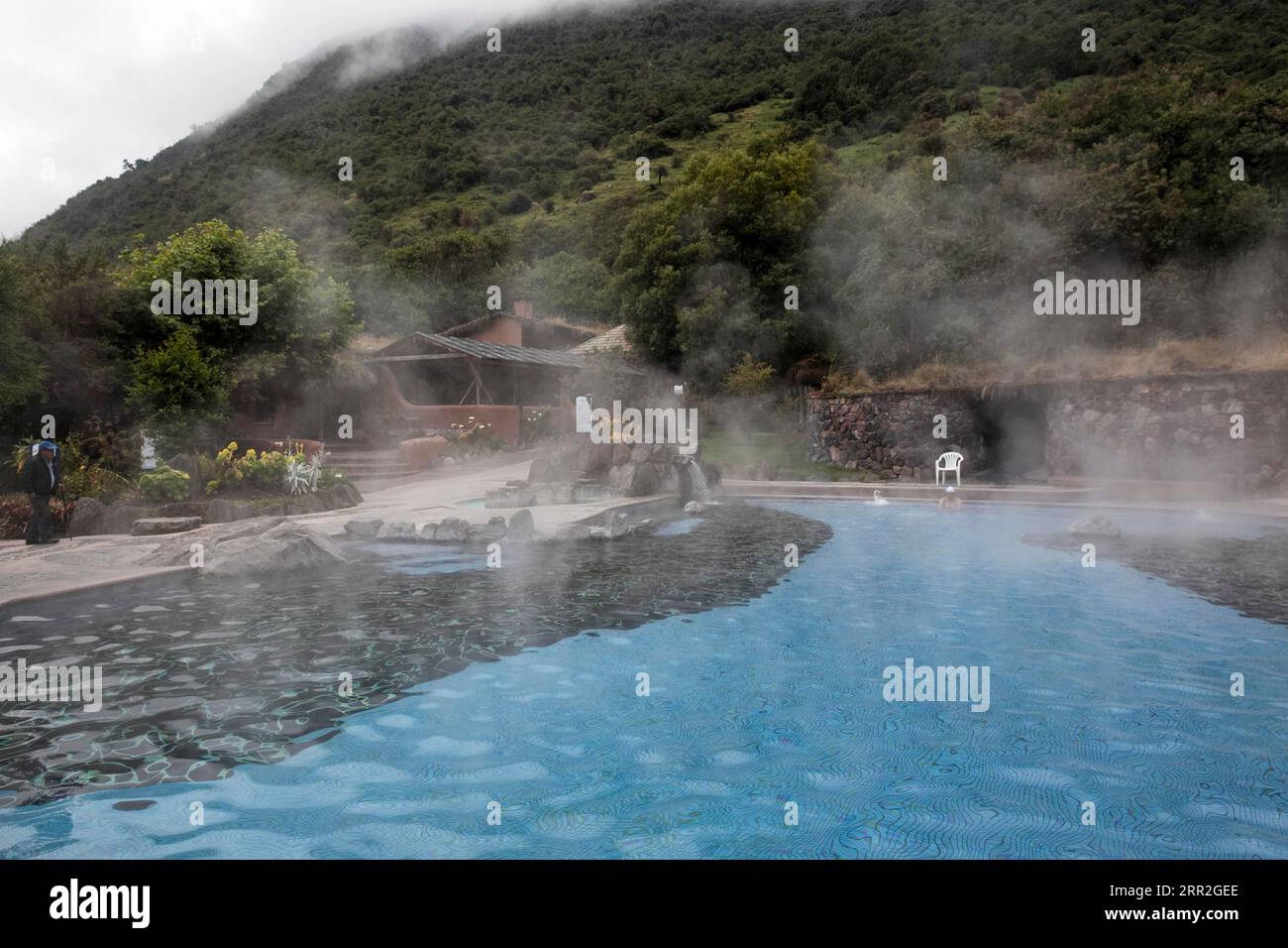 Bagno termale, Papallacta, provincia di Napo, Ecuador Foto Stock