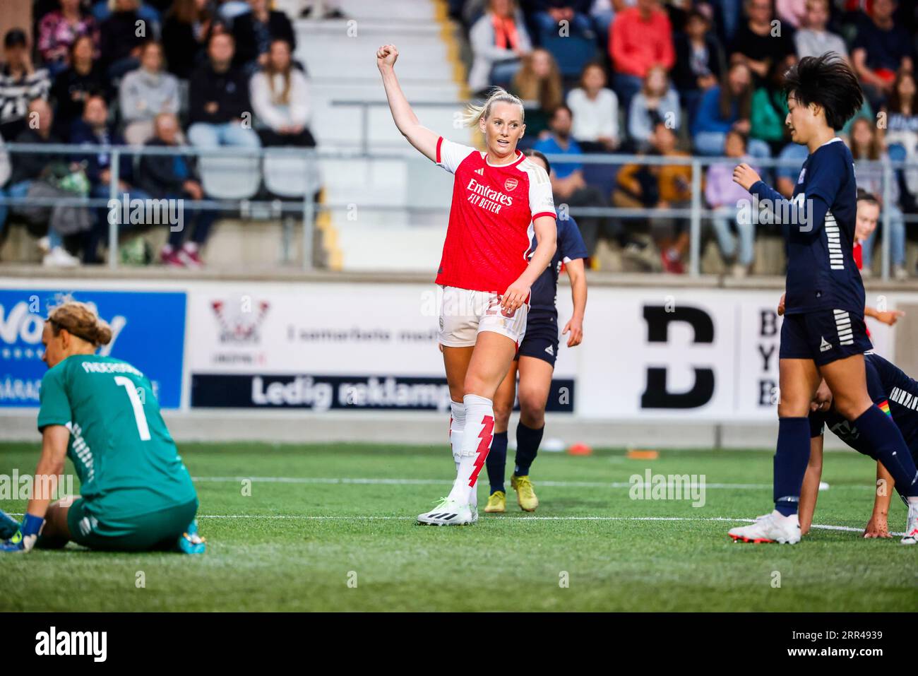 Stina Blackstenius dell'Arsenal segna 3-0 punti durante le qualificazioni di mercoledì tra Arsenal WFC e Linköpings FC alla Linköping Arena, 6 settembre 2023. Foto: Stefan Jerrevång / TT / code 60160 Foto Stock