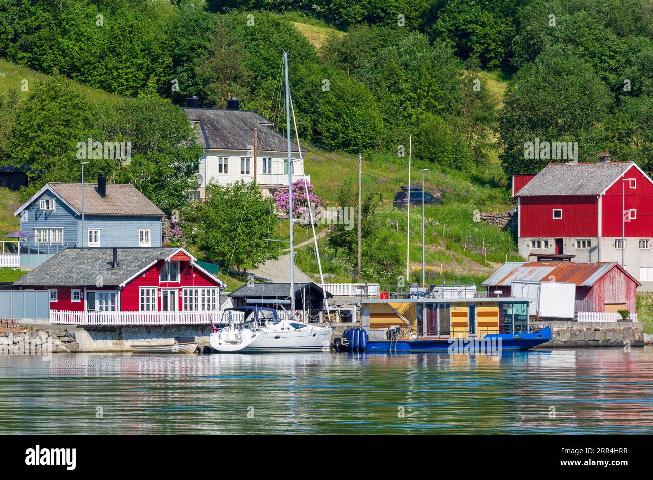 Olden Village, Vestland County, Norvegia Foto Stock