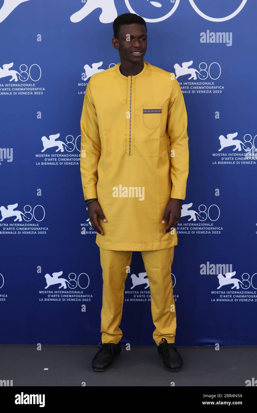 Lido di Venezia, Italia. 6 settembre 2023. Seydou Sarr partecipa a una photocall per "io Capitano" alla 80° Mostra Internazionale d'Arte cinematografica di Venezia il 6 settembre 2023 a Venezia. © foto: Cinzia Camela. Credito: Live Media Publishing Group/Alamy Live News Foto Stock