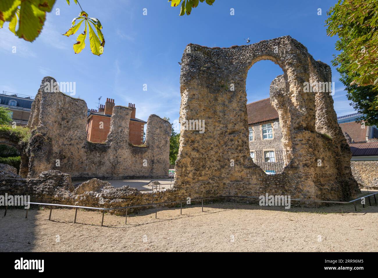 Rovine di Reading Abbey, Reading, Berkshire, Inghilterra, Regno Unito, Europa Foto Stock