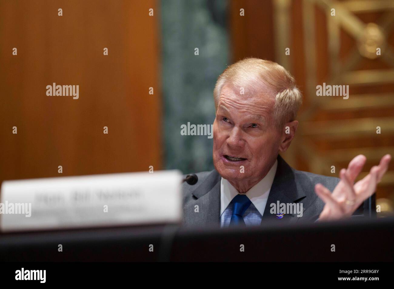 210615 -- WASHINGTON, 15 giugno 2021 -- l'amministratore della NASA Bill Nelson testimonia davanti alla sottocommissione per gli stanziamenti del Senato degli Stati Uniti su commercio, giustizia, Scienza e agenzie correlate riguardo alla richiesta di bilancio della NASA per l'anno fiscale 2022 a Washington, D.C., Stati Uniti, il 15 giugno 2021. Foto di /Xinhua U.S.-WASHINGTON, D.C.-NASA-BILL NELSON-HEARING TingxShen PUBLICATIONxNOTxINxCHN Foto Stock